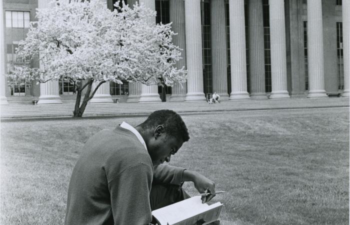 Isaiah Blankson on Killian Lawn